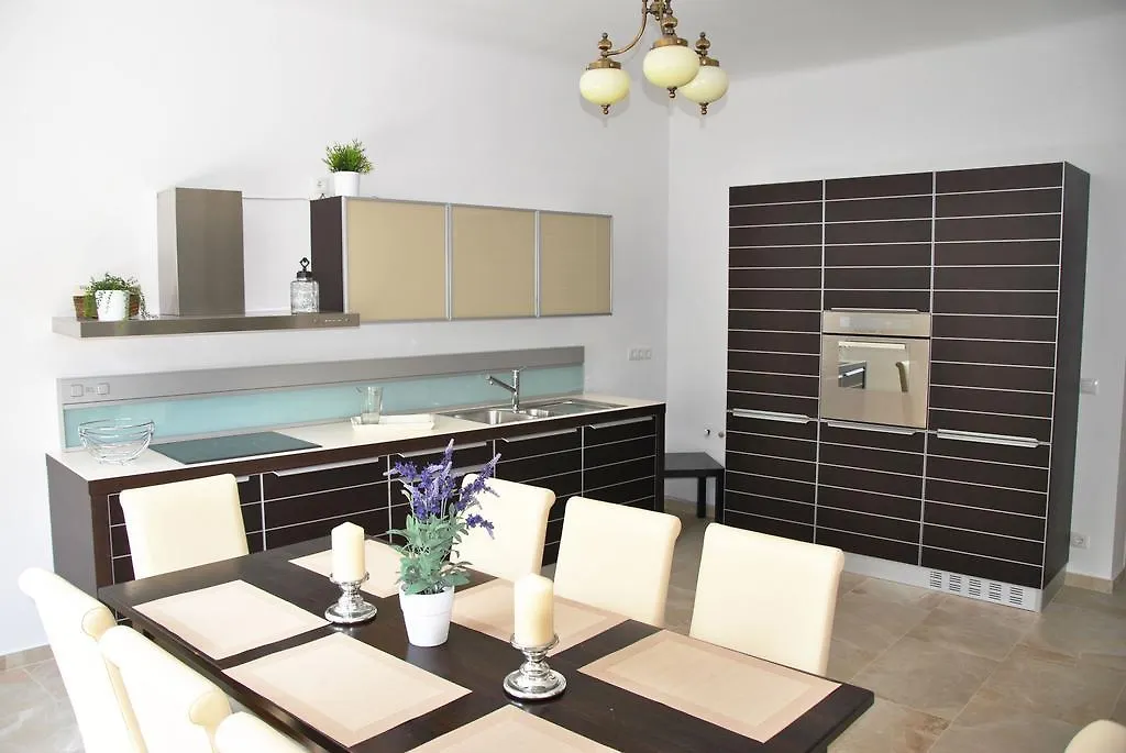 Schoenbrunn Park Apartement Vienna 0*,  Austria