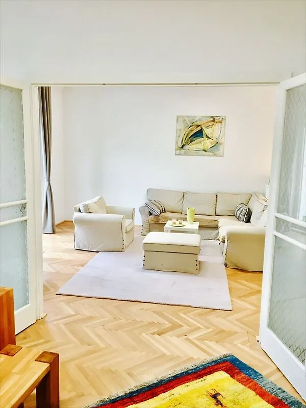 Schoenbrunn Park Apartement Vienna
