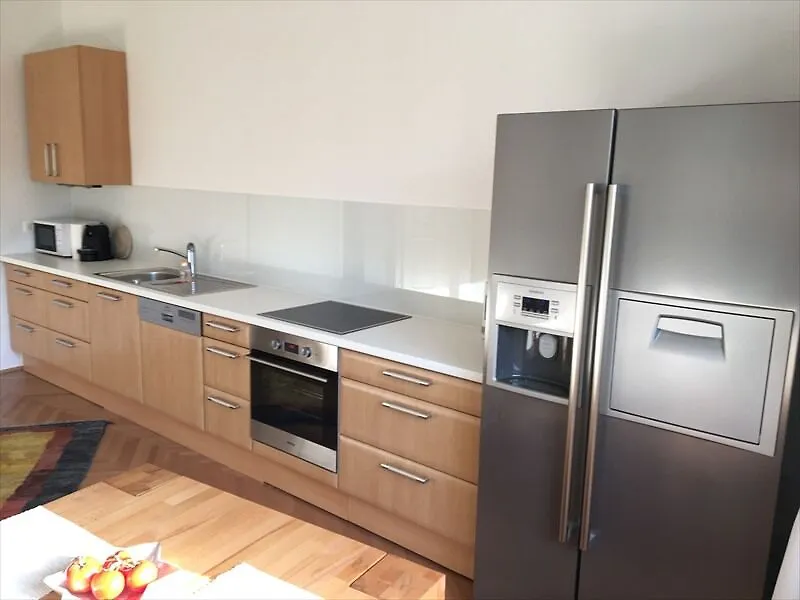 Apartment Schoenbrunn Park Apartement Vienna